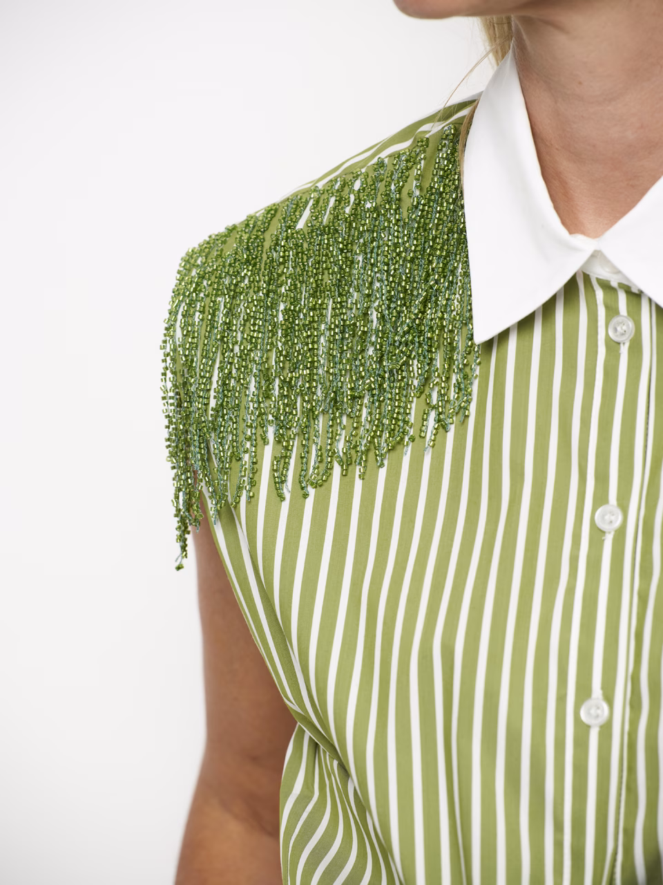 Top Dante6 / Rhobin Sleeveless Fringe Detail Green Lush - Afbeelding 4